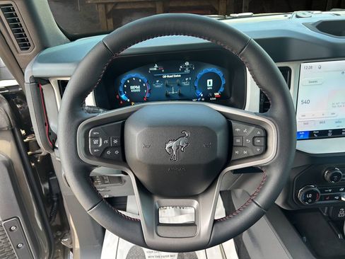 New 2026 Ford Bronco Heritage Edition AWD/4WD image 17