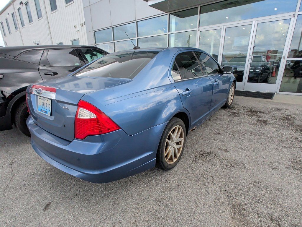 Used 2010 Ford Fusion SEL FWD image 3