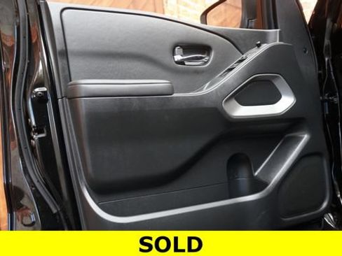 Certified 2022 Nissan Frontier SV AWD/4WD image 29
