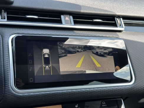 Used 2022 Land Rover Range Rover Velar R-Dynamic S AWD/4WD image 35