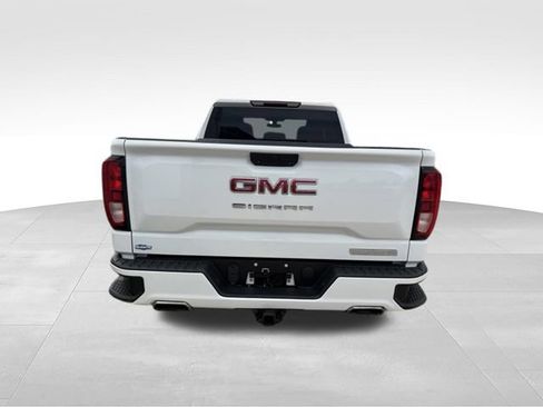Used 2019 GMC Sierra 1500 Elevation w/ X31 Off-Road Package AWD/4WD image 13