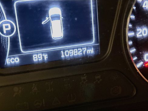 Used 2018 Kia Sorento FWD V6 image 19