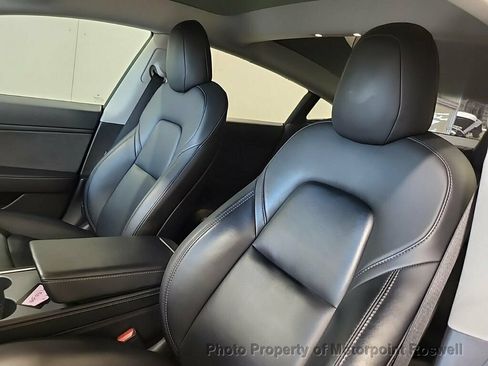 Used 2021 Tesla Model 3 Long Range AWD/4WD image 3