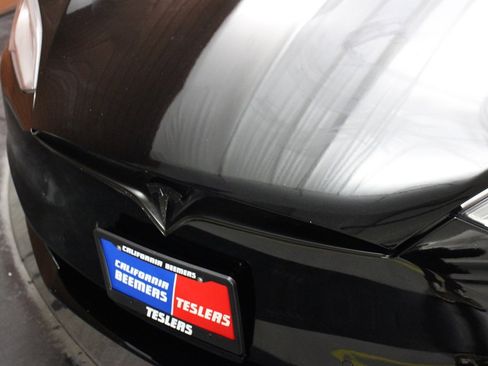 Used 2020 Tesla Model S Performance image 3