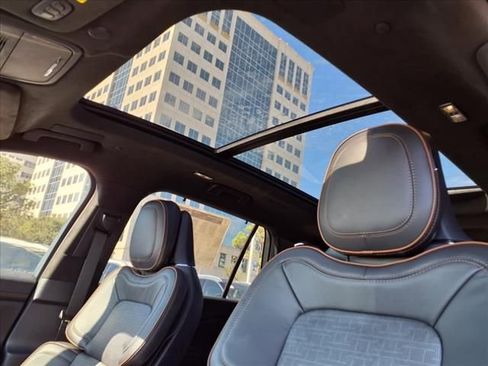 New 2025 Lincoln Aviator Black Label AWD/4WD image 11