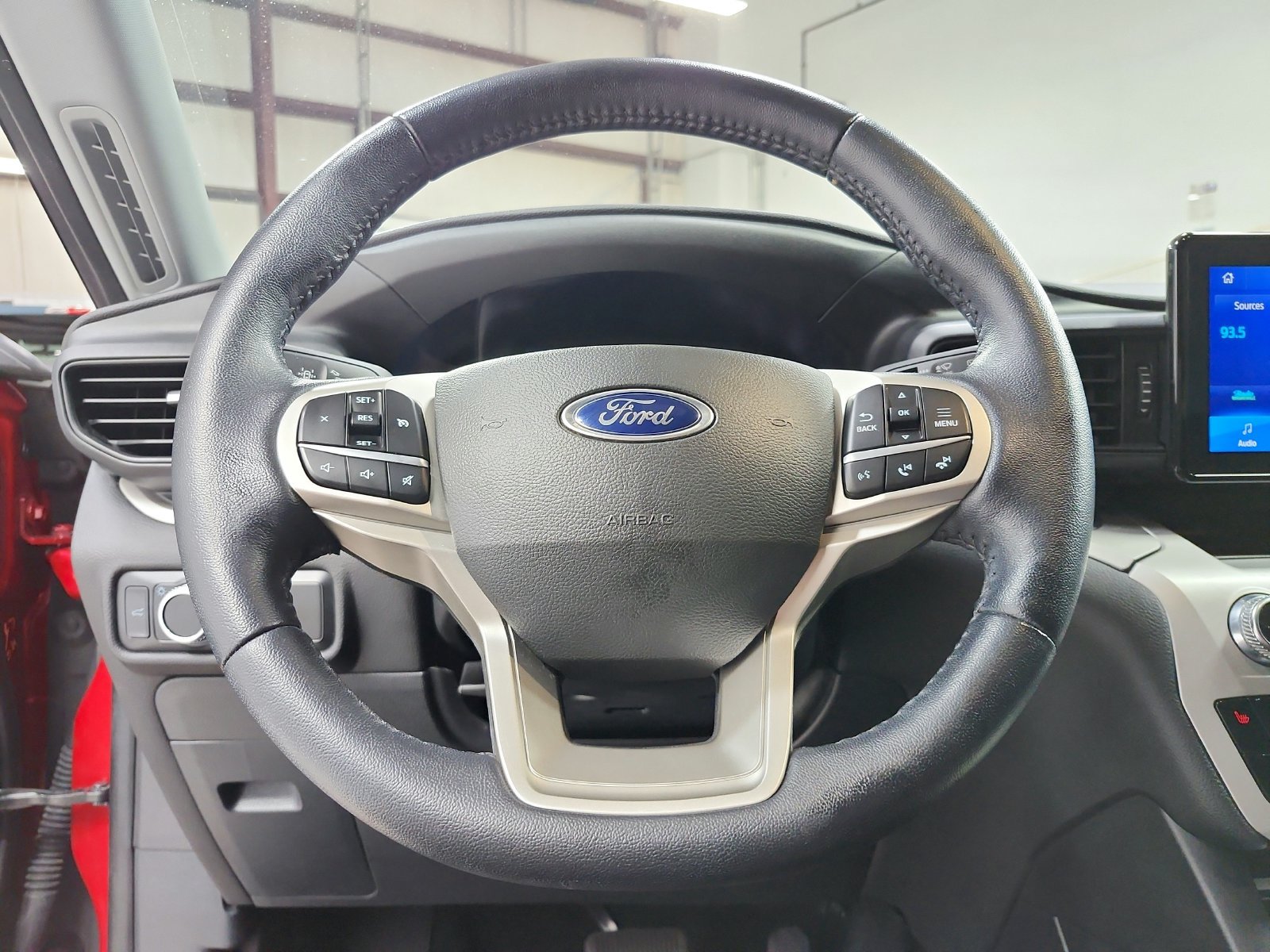 Used 2021 Ford Explorer XLT RWD image 22