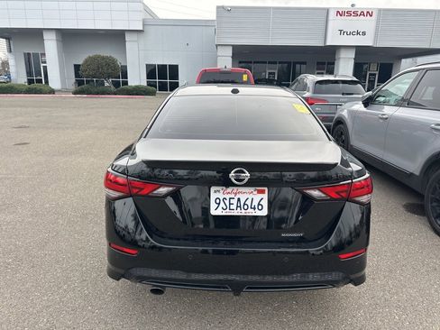 Used 2023 Nissan Sentra SR w/ Midnight Edition Package image 5