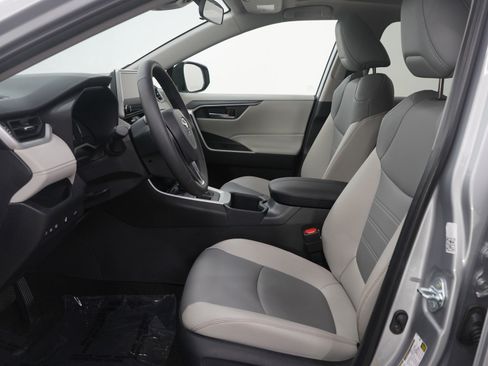 Used 2025 Toyota RAV4 XLE Premium w/ Weather Package image 16