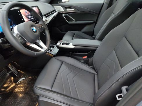 Used 2025 BMW X1 xDrive28i w/ Convenience Package AWD/4WD image 5