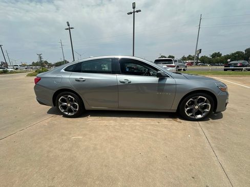 Used 2023 Chevrolet Malibu LT FWD image 4