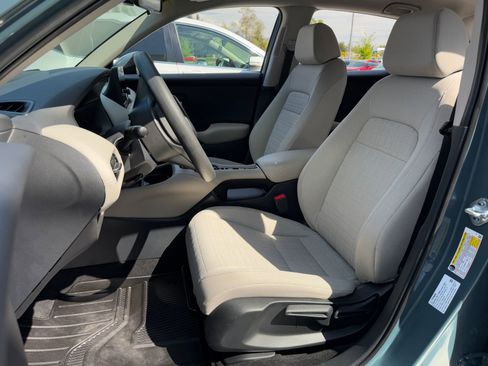 Used 2025 Honda HR-V LX image 12