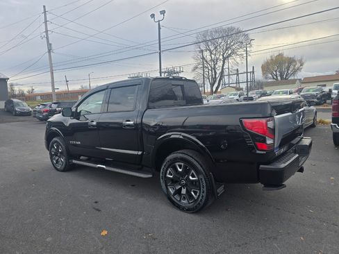 Used 2023 Nissan Titan Platinum Reserve w/ Moonroof Package image 4