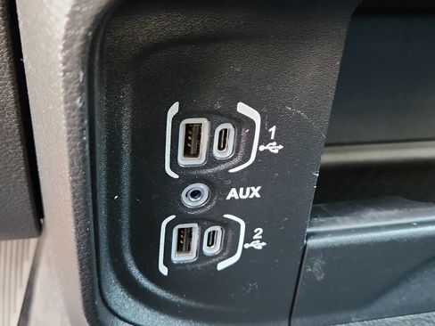 Used 2024 RAM 2500 Big Horn AWD/4WD image 23