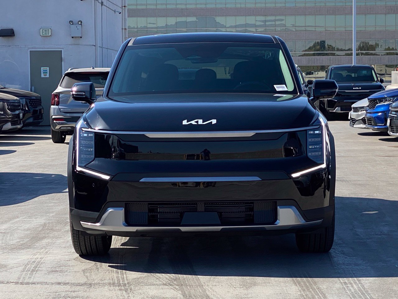 New 2026 Kia EV9 Light RWD image 8
