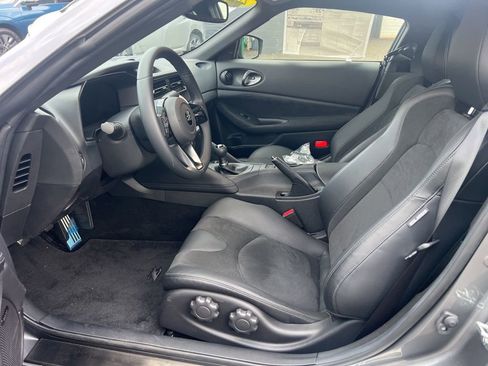 New 2025 Nissan Z Performance w/ Floor Mat Package image 9