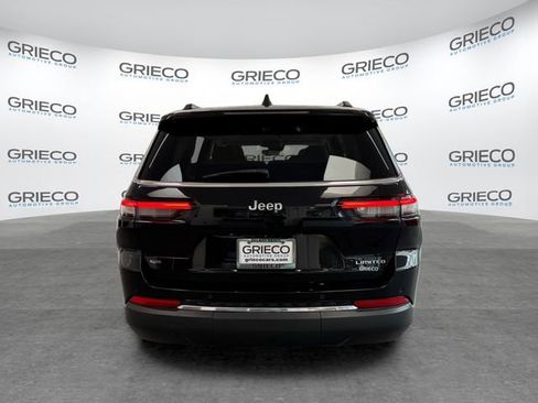 Used 2021 Jeep Grand Cherokee L Limited RWD image 11