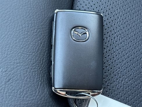 New 2025 MAZDA CX-5 AWD 2.5 S w/ Preferred Package image 41