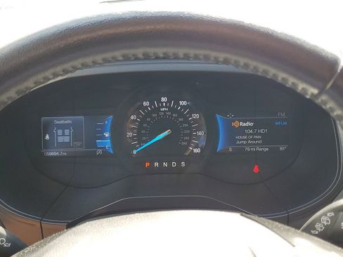 Used 2023 Ford Edge Titanium image 27