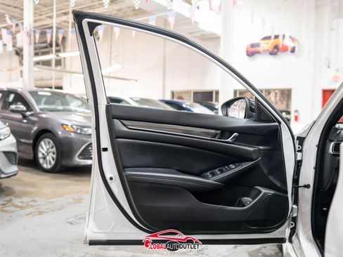 Used 2022 Honda Accord Sport image 16