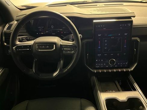 Used 2024 GMC Acadia AT4 w/ Luxury Package AWD/4WD image 3