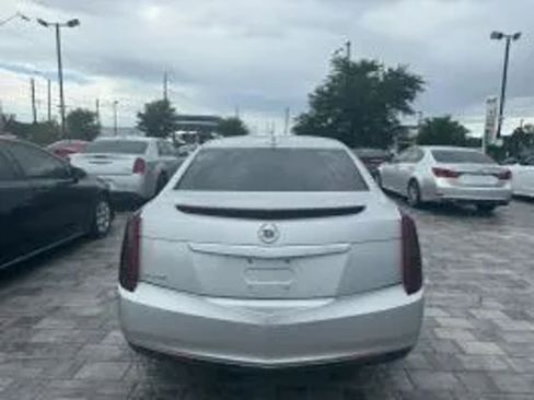 Used 2013 Cadillac XTS FWD image 4