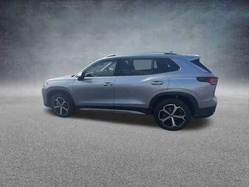 New 2025 Volkswagen Tiguan SE image 13