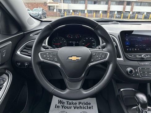 Used 2022 Chevrolet Malibu LT w/ Redline Edition FWD image 33