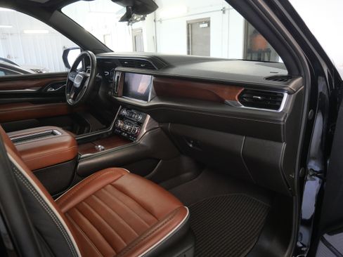 Used 2024 GMC Yukon Denali Ultimate image 20