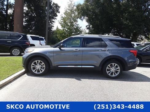 Used 2022 Ford Explorer Limited image 2