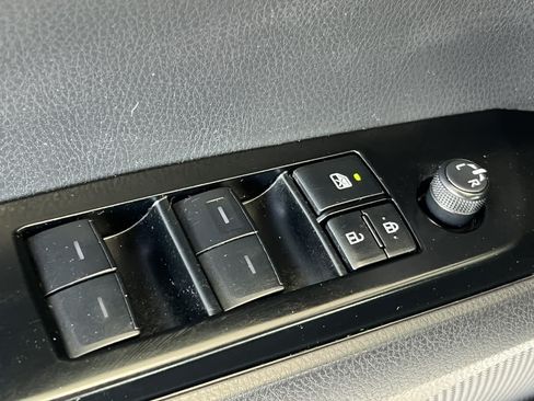 Used 2025 Toyota Camry LE w/ Convenience Package FWD image 13