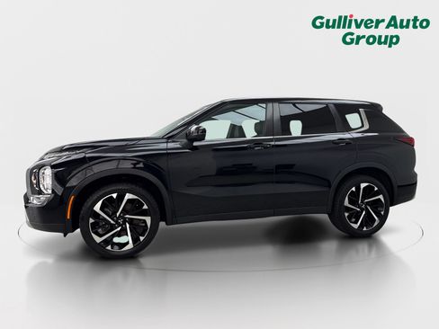 Used 2022 Mitsubishi Outlander SEL Black Edition AWD/4WD image 2