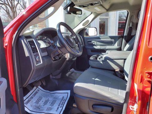 Used 2018 RAM 3500 SLT w/ Luxury Group image 9