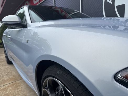Used 2023 Alfa Romeo Giulia Ti AWD/4WD image 2