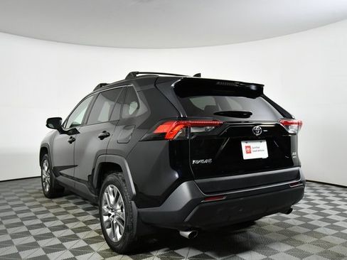 Used 2023 Toyota RAV4 XLE Premium image 13