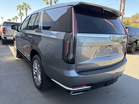 Used 2021 Cadillac Escalade Premium Luxury w/ Driver Assist Tech Package AWD/4WD image 5