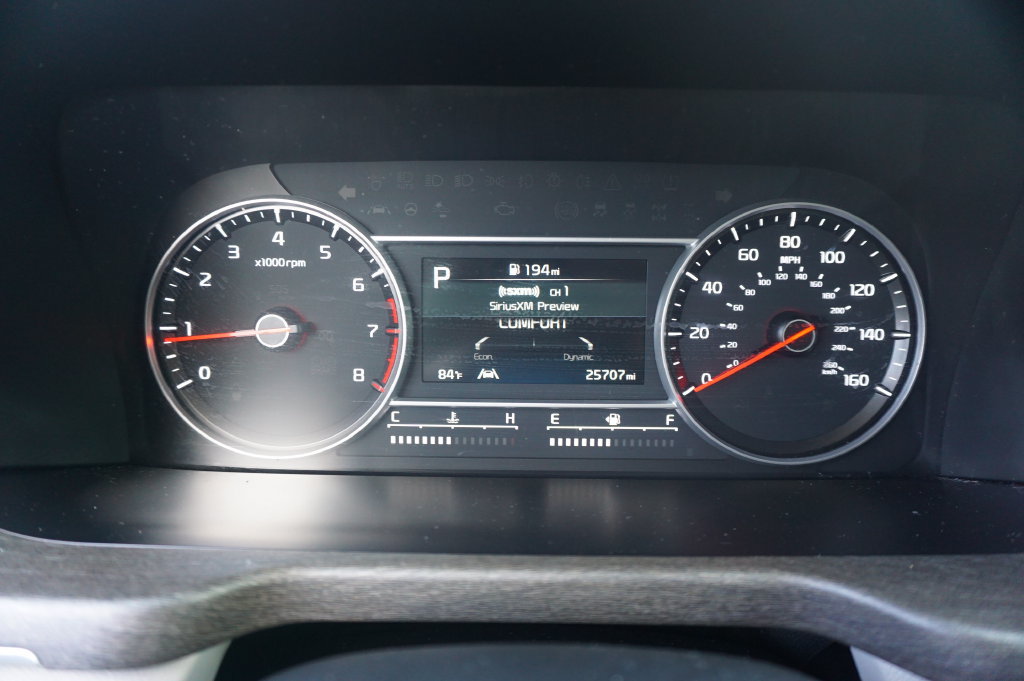 Used 2023 Kia Sorento EX w/ Panoramic Sunroof Package FWD image 7