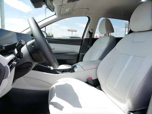 Used 2025 Hyundai Tucson SEL AWD/4WD image 10