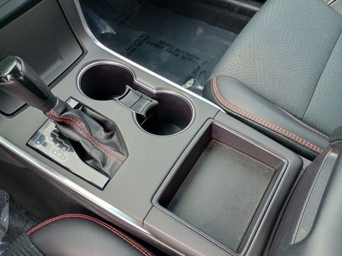 Used 2017 Toyota Camry SE image 31