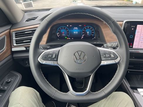 New 2026 Volkswagen Atlas SE image 31