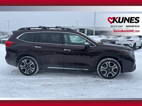 Used 2023 Subaru Ascent Touring image 4