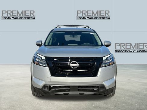 New 2025 Nissan Pathfinder SV w/ Black Appearance Package image 2