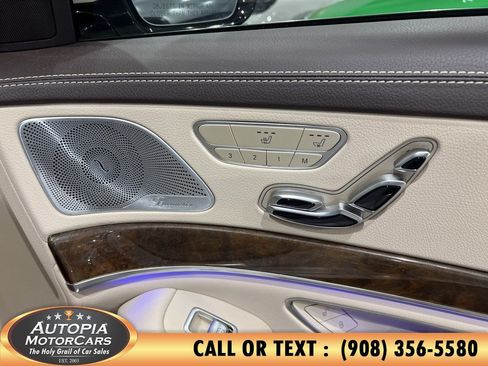 Used 2016 Mercedes-Benz S 550 Sedan image 17