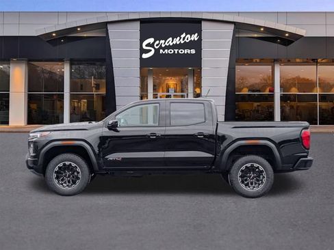 New 2026 GMC Canyon AT4 AWD/4WD image 2