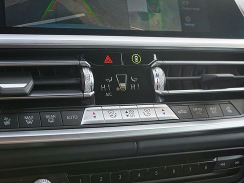 Used 2022 BMW M4 xDrive Competition image 32