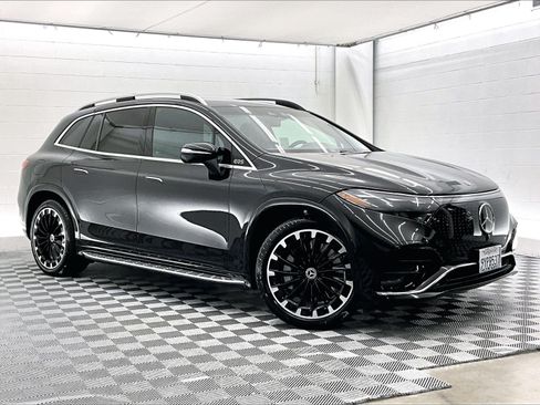 Used 2026 Mercedes-Benz EQS 400 4MATIC SUV image 32