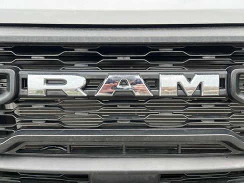 Used 2026 RAM ProMaster 2500 w/ Convenience Group FWD image 38