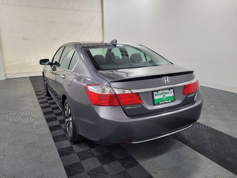 Used 2015 Honda Accord Hybrid Sedan image 5