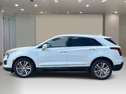 Certified 2023 Cadillac XT5 Premium Luxury AWD/4WD image 2