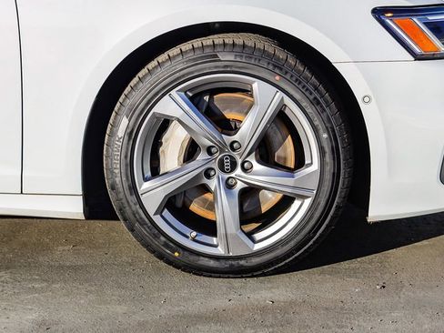 Used 2024 Audi A6 Premium Plus image 11