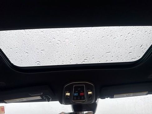 New 2025 Jeep Grand Cherokee Limited w/ Trailer Tow Package image 15